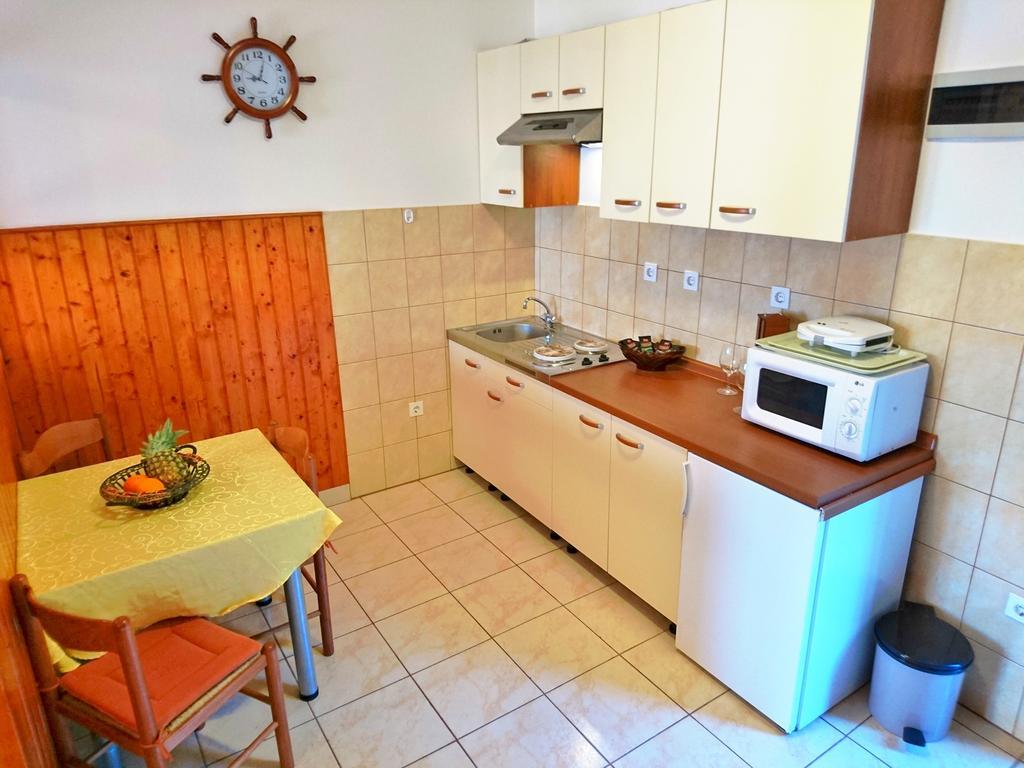 Apartments Radis Затон Екстер'єр фото