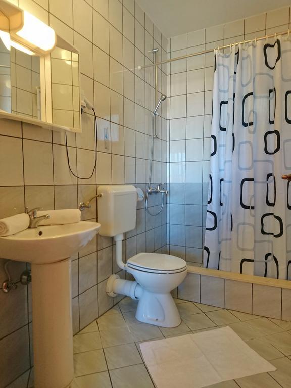 Apartments Radis Затон Екстер'єр фото